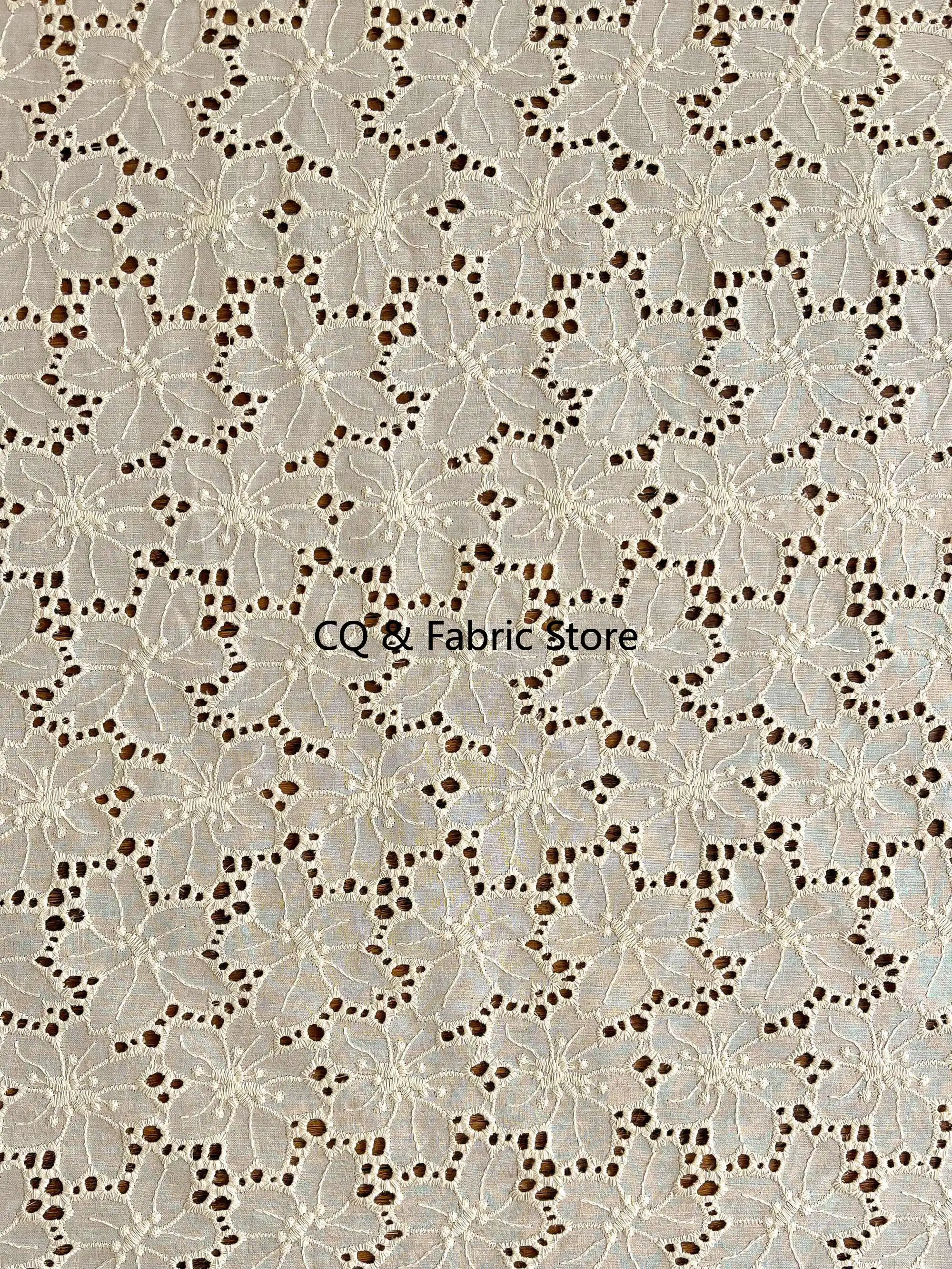 Tessuto di cotone albicocca scavato ricamato per la primavera/estate Camicia da donna Gonna Abbigliamento Tovaglia fai da te Panno decorativo