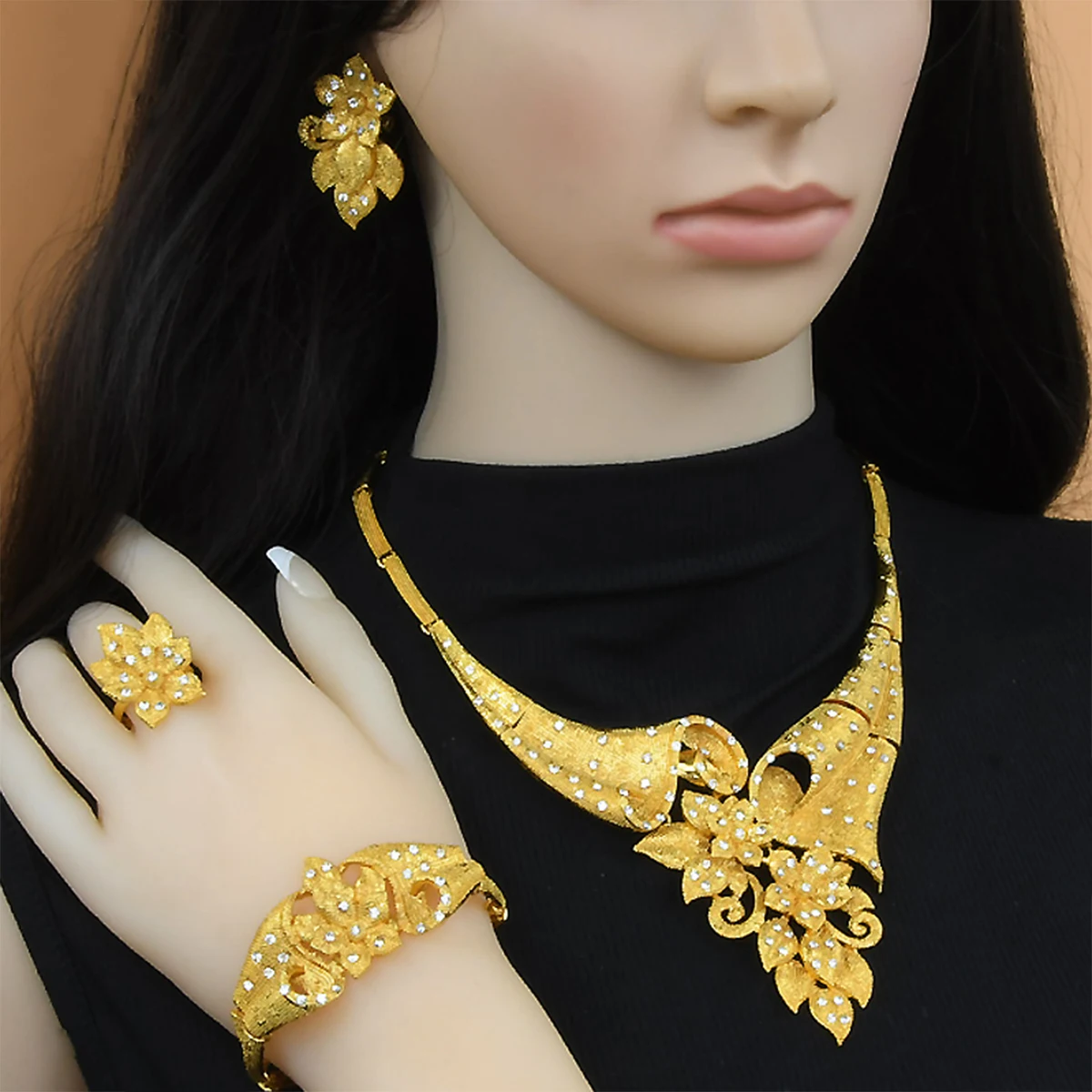 Set Perhiasan Warna Emas 24K A - Women Accessories Dubai ulasan dan harga
