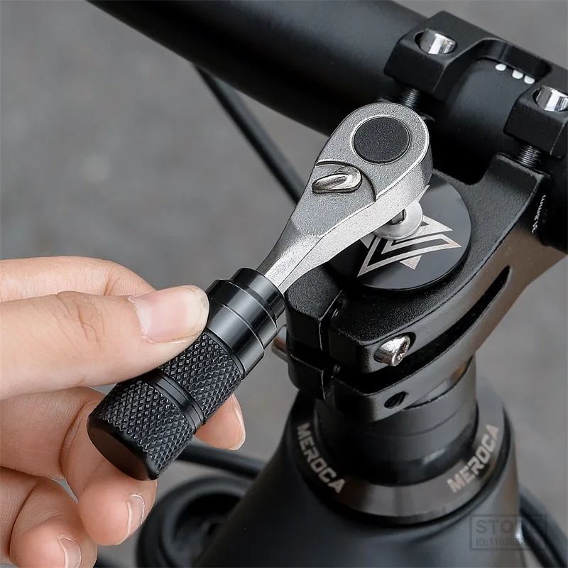 WEST BIKING Professional Bike Tools Portable Ratchet Wrench kit Tire Lever Mini Pump Multifunction Tools Road Bike MTB Accessory