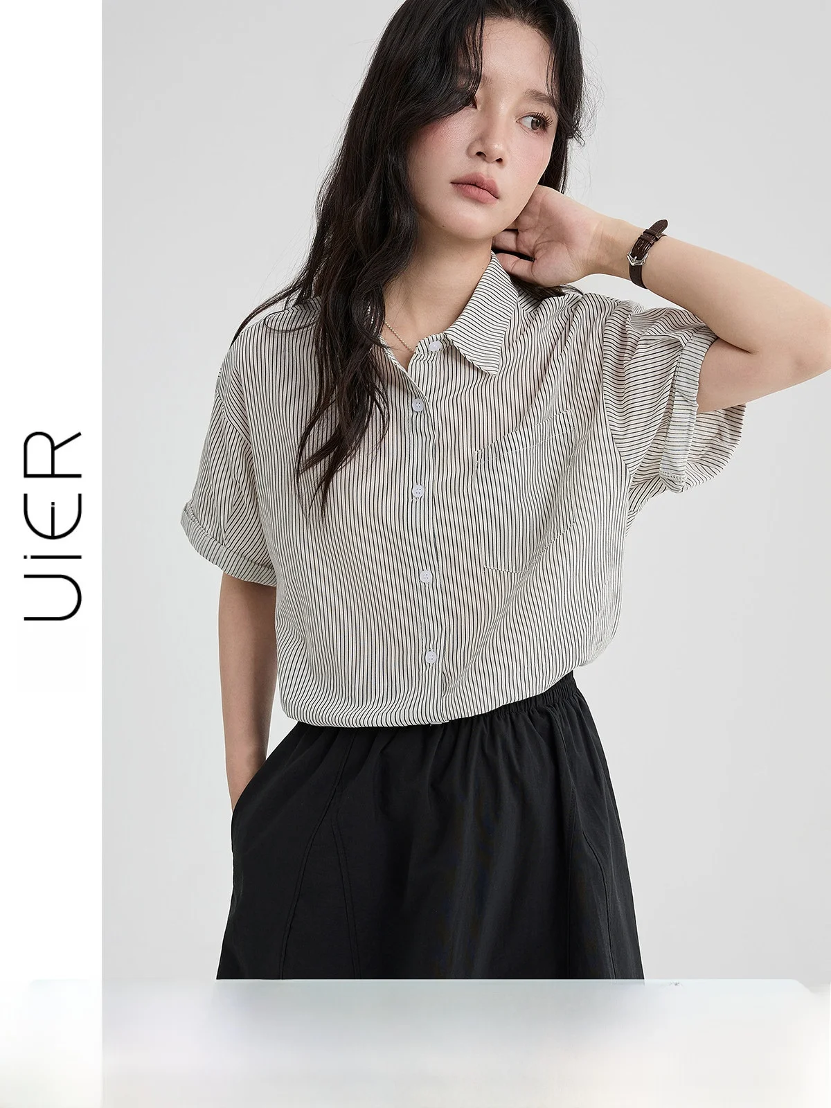 

Summer 2026 New Women's Loose Fit Striped Short Sleeve Shirt Casual Style Roll Cuff Slimming Effectiveness Comfortable Shirt