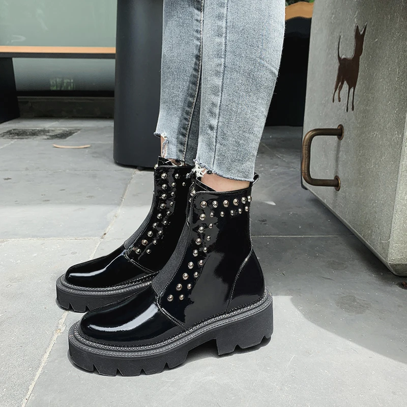 

2022 Autumn/Winter Women Boots Patent Leather Ankle Boots Round Toe Chunky Heel Platform Heel Boots Casual Women Shoes Black