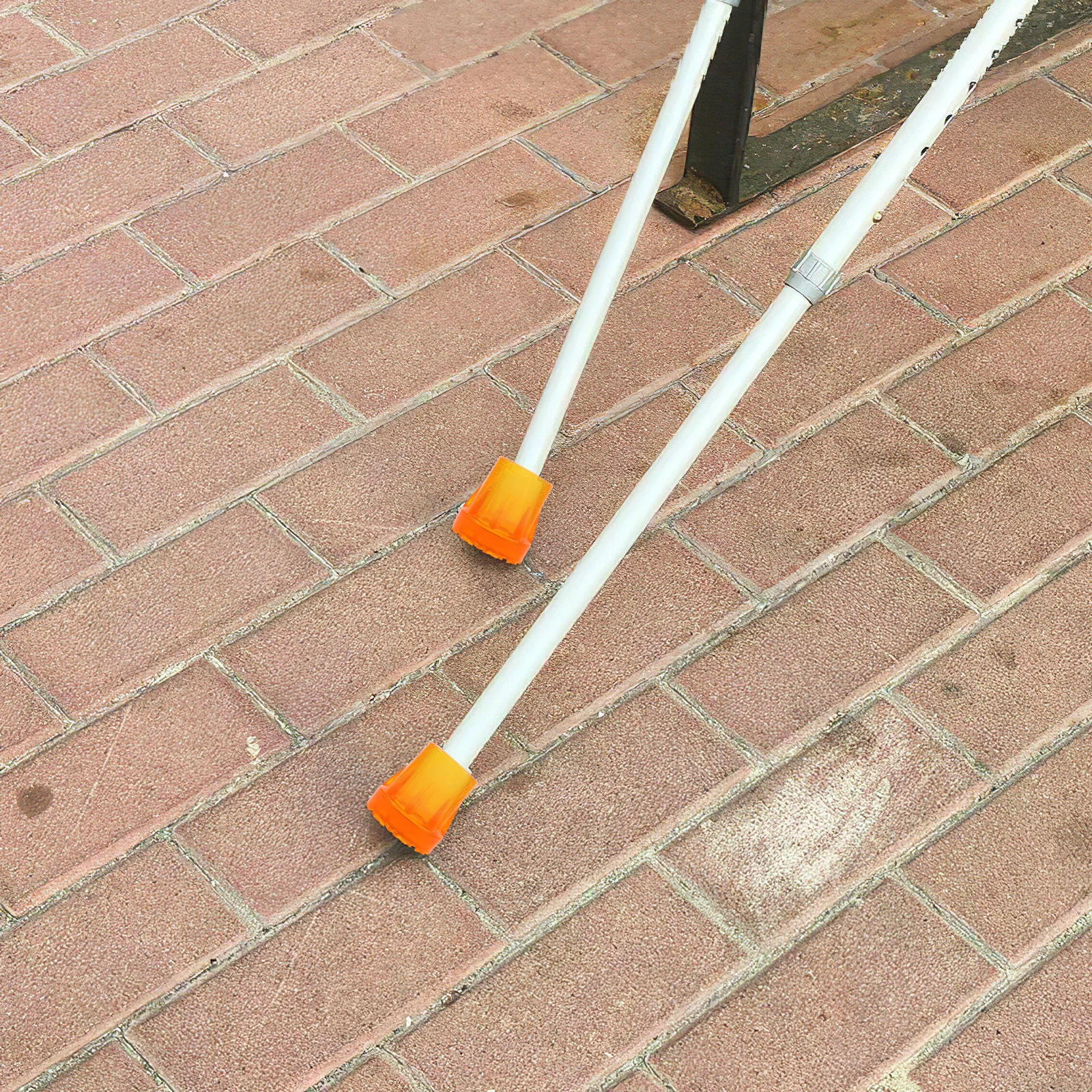 

8 шт. Нескользящие наконечники для костылей 28 мм, сменные подушечки для тростей и костылей, противоскользящие резиновые накладки, универсальные, для тяжелых условий эксплуатации