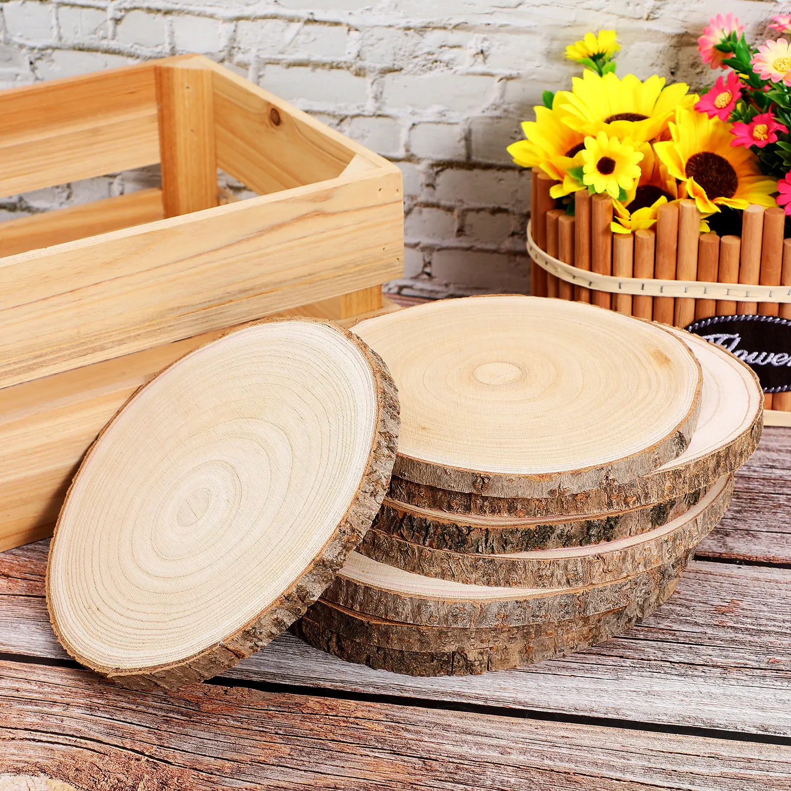 

8Pcs Paulownia Wood Craft Slices Rustic Blank Wood Circles Round Pieces for Wedding Centerpieces Home Decor Painting Engraving