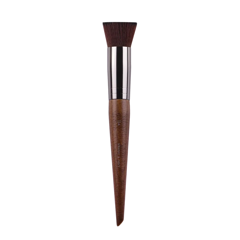 MUF-serie make-upborstel MUF154 Foundation Brush met platte kop Zachte vezelharen Bruin handvat Gladde foundationborstel met platte kop