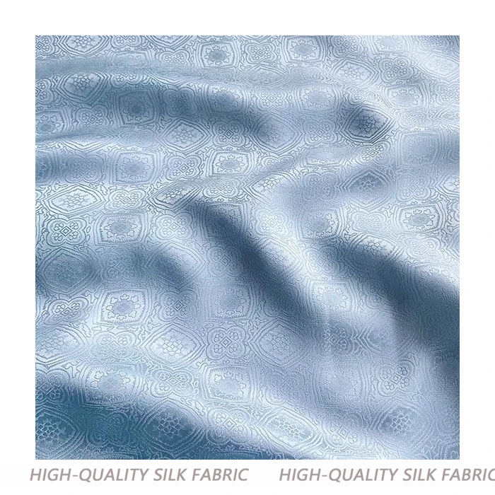 감 그리드 19momme 자카드 새틴 실크 직물 중국 남성 및 여성 의류 DIY 셔츠