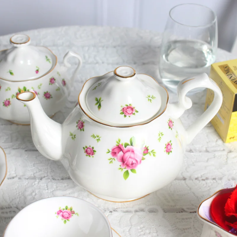 British black tea cup afternoon tea coffee cup rose garden style household living room decoration tea set bone china red teapot