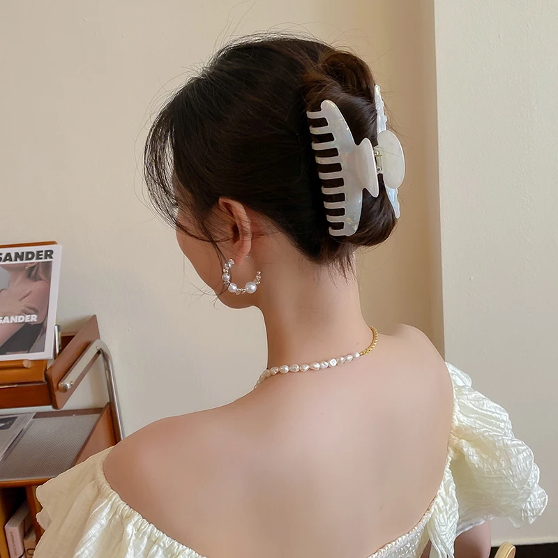 Nowe klipsy z octanu syreny dla kobiet Retro Clamp Back Head Hairpin Shark Hiar Clips Girls Crab Barrettes Akcesoria do włosów