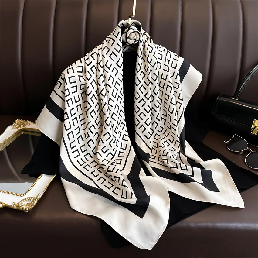 Neue Mode Luxus druck 90*90cm Frauen Schal Satin Twill Quadrat großen Schal elegante Kopftuch Strand Sonnenschutz Bandana – Detail 2