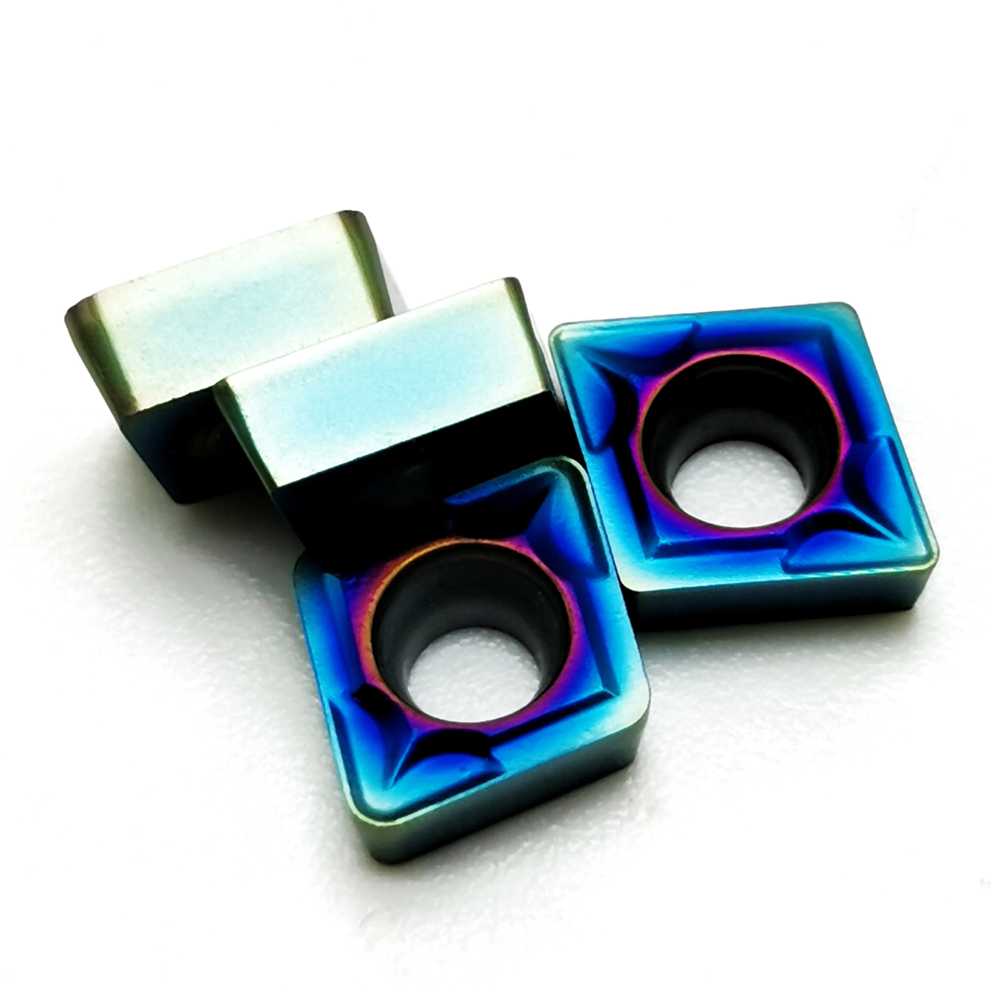 CCMT060204 CCMT060208 KT7030คุณภาพสูง CNC กลึงภายในเครื่องมือคาร์ไบด์เครื่องกัดเครื่องมือเครื่องกลึงโลหะเครื่องมือ CCMT060204 08