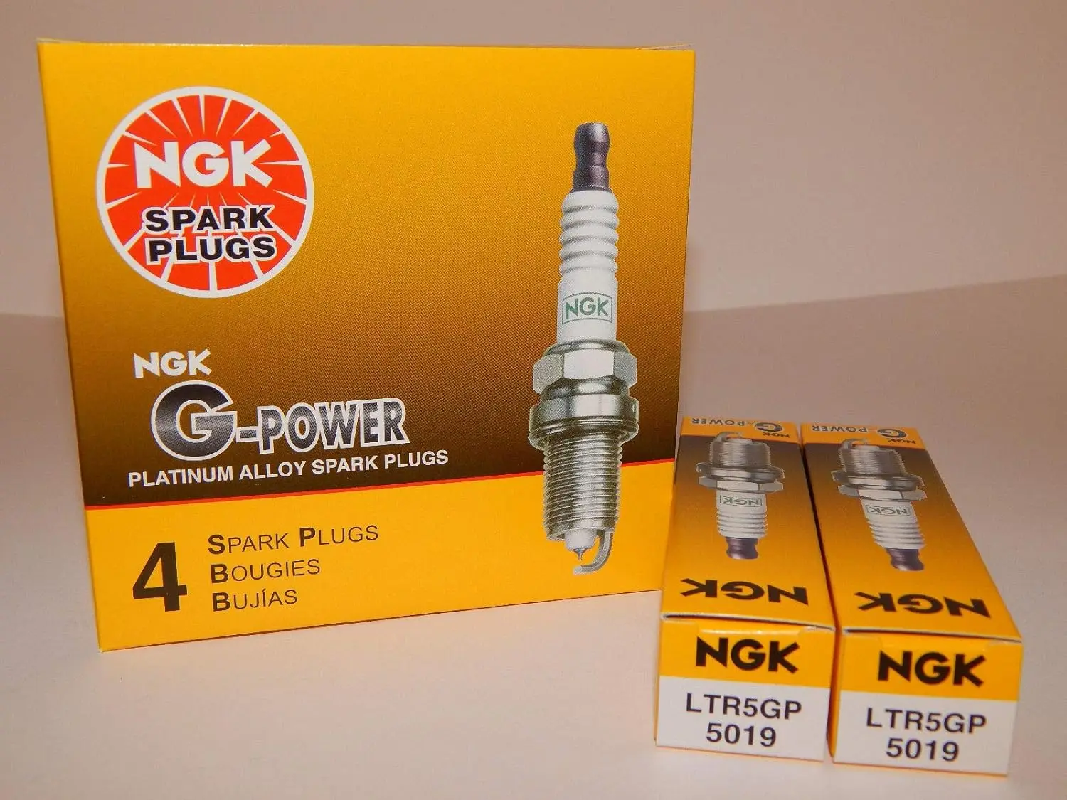 

High-Performance Spark Plugs, LTR5GP Model, 6-Pack for Enhanced Engine Efficiency and Durability
