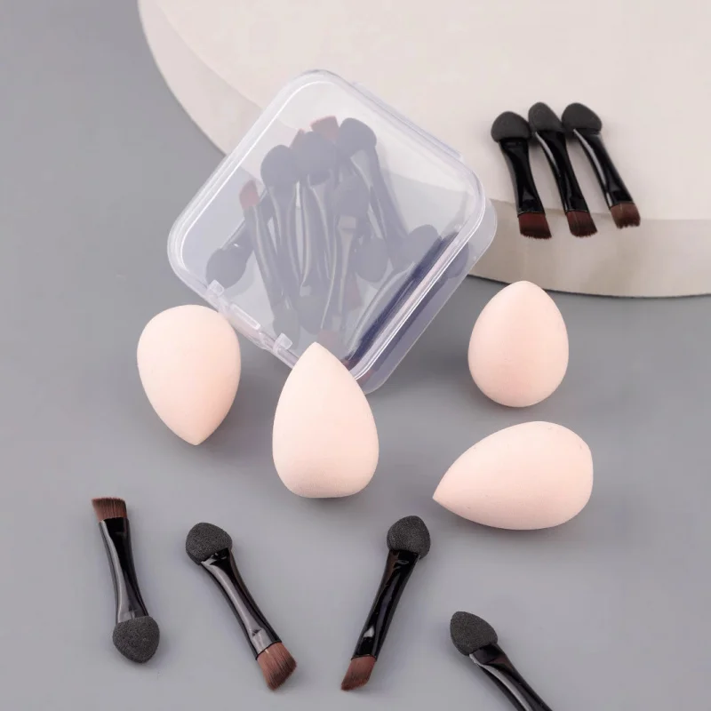 Dual-use Makeup Brush Concealer Short Sponge Eyeshadow Stick+4Mini Beauty