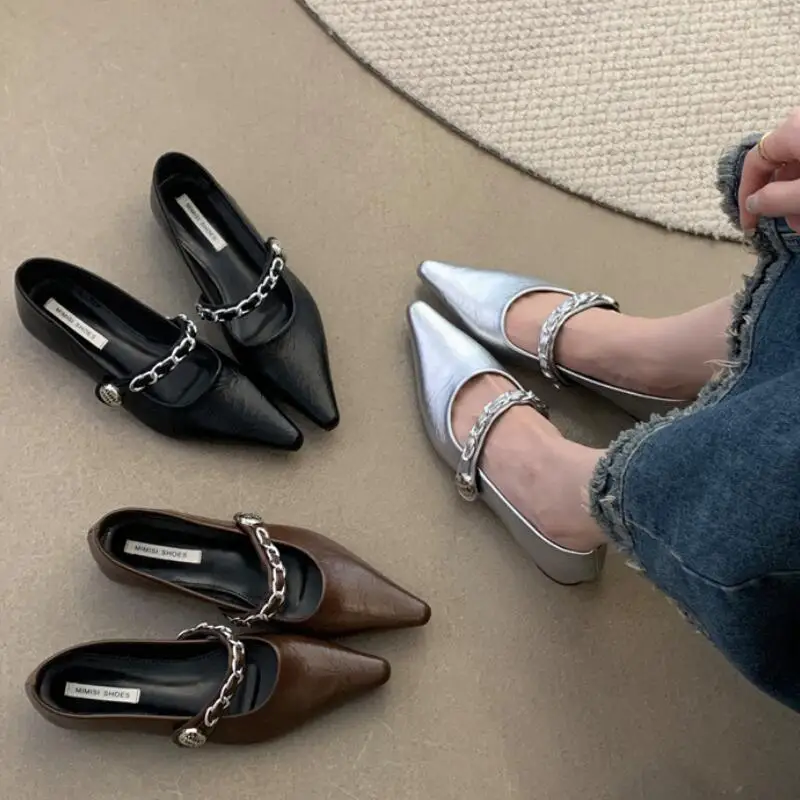 

Pointed Toe Shoes Women 2024 Spring Fashion Shallow Buckle Ladies Elegant Flat Heel Single Shoe Metal Chain Mary Jane Mujer