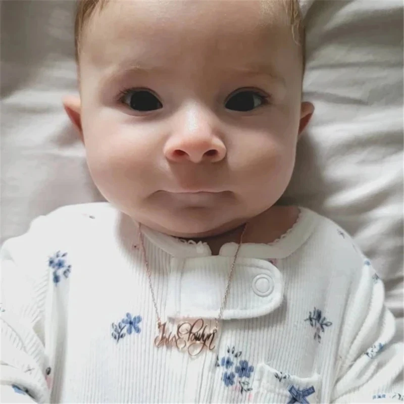 Kalung Nama Bayi Kustom Yang Dipersonalisasi Kalung Perhiasan Liontin Nama Baja Tahan Karat Hadiah Unik Wanita Ide Hadiah Kustom