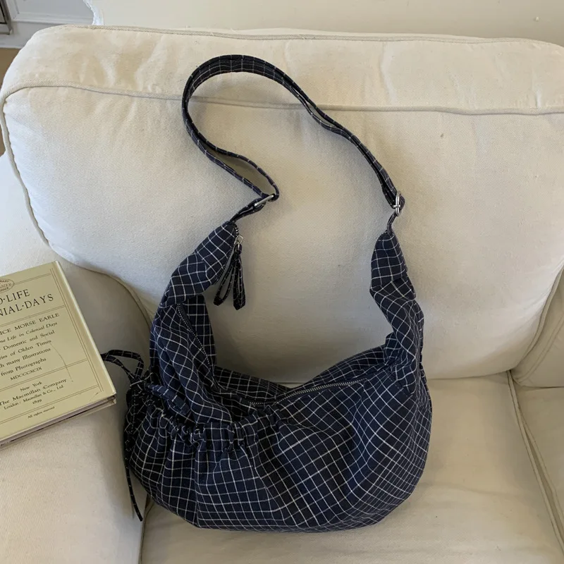 

New Fashion Hobo Bag Winter Autumn Grid Drawstring Shoulder Bag High Quality Material Design Storage Crossbody Bag