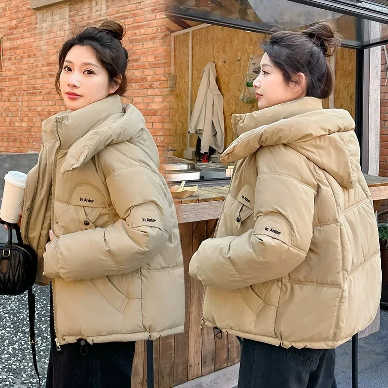 Parka's Dames Winterjas Snoep Kleuren Capuchon Korte katoenen gewatteerde jas Koreaanse dikke warme donskatoenen jas Vrouwelijke bovenkleding