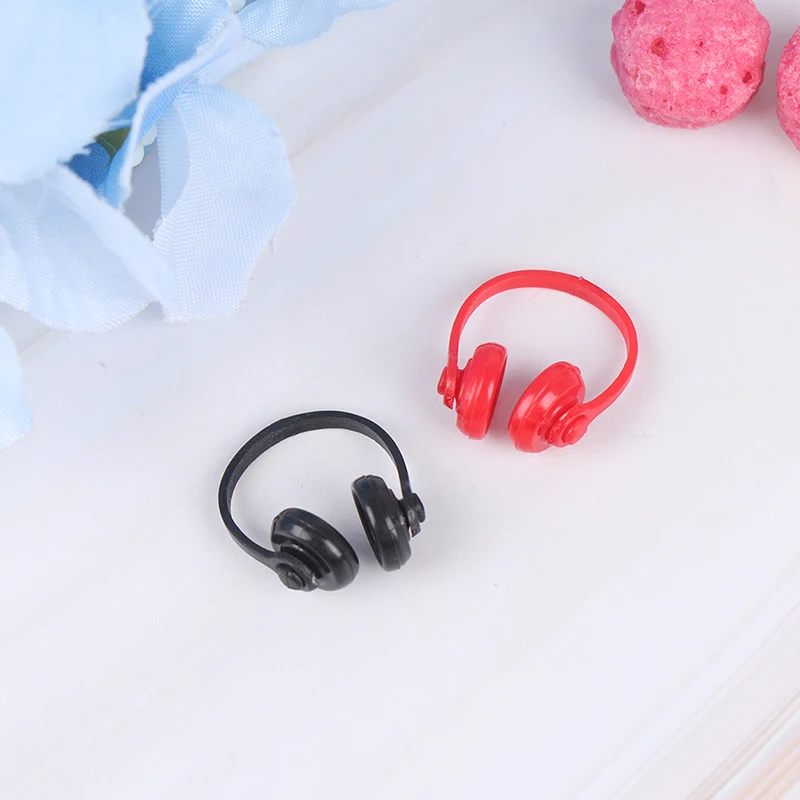 2Pcs 1:12 Dollhouse Miniature Plastic Wireless Headphone Doll House Decor