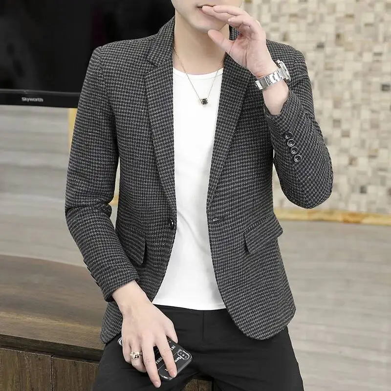 

The New Men's Casual Jacket Spring Autumn, A Slim And Stylish Korean-Style Checkered Small Suit For Students, Is Ve