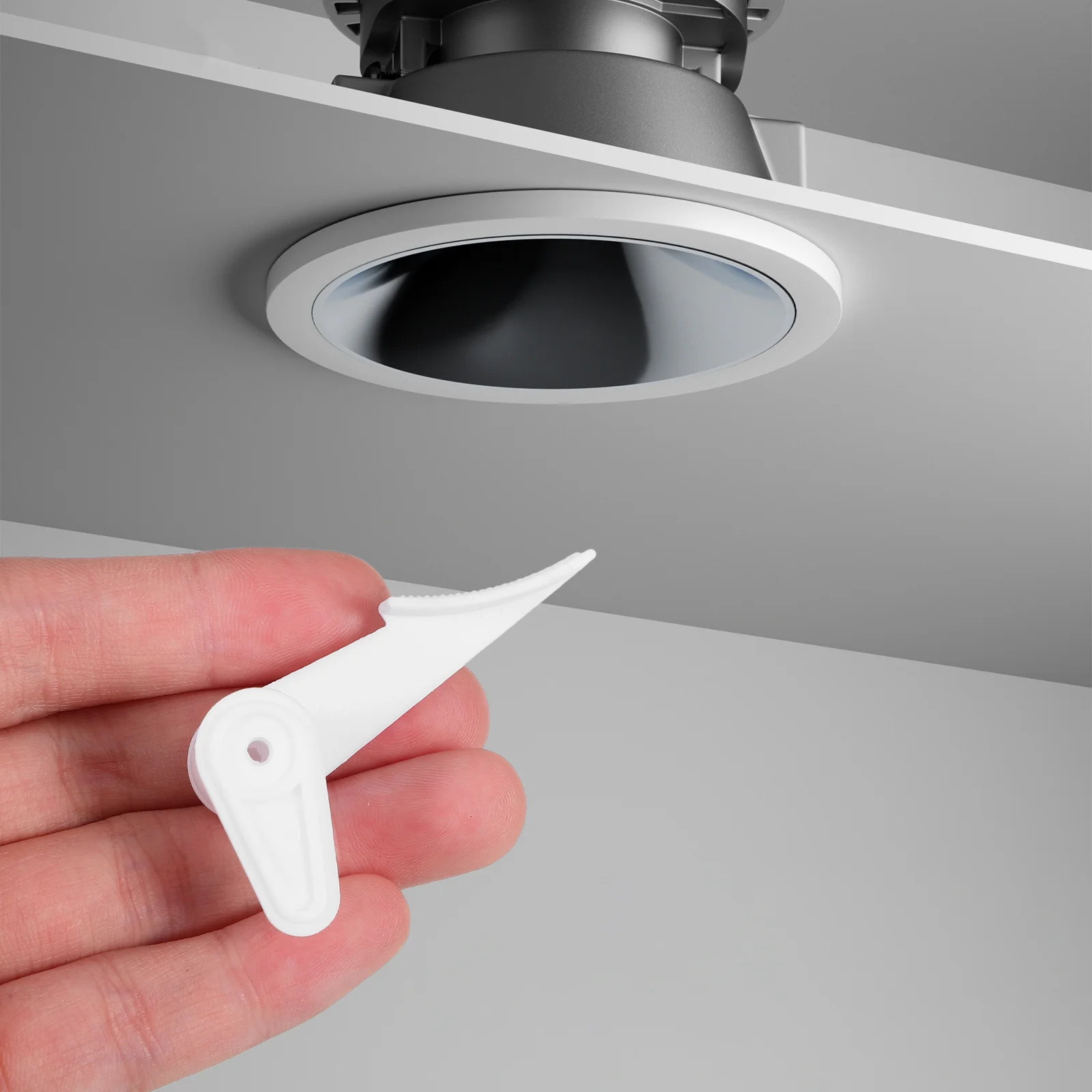 

12Pcs Ceiling Lamp Clips Stable Hold LED Ceiling Lights Accessories Lamp Shade Clips Light Fixture Parts Fixed Buckle