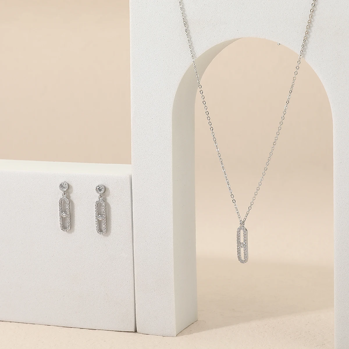 Conjunto de collar y pendientes de 2 piezas para mujer, diseño geométrico Simple, conjunto de joyería de circón, accesorio para fiesta, regalo de