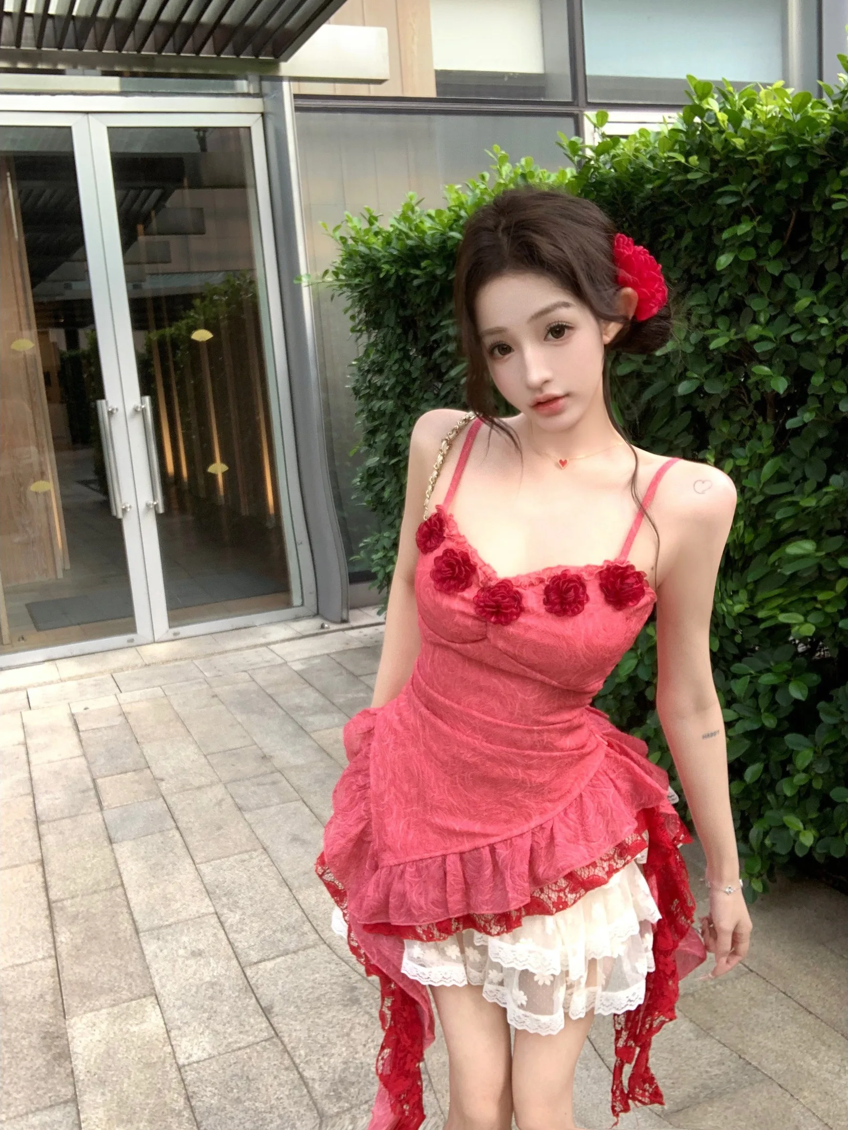 

Summer Slim Fit Red Rose Lace Patchwork Top High Waist White Cake Skirt Asymmetric Design Breathable Lightweight Casual Fashi...