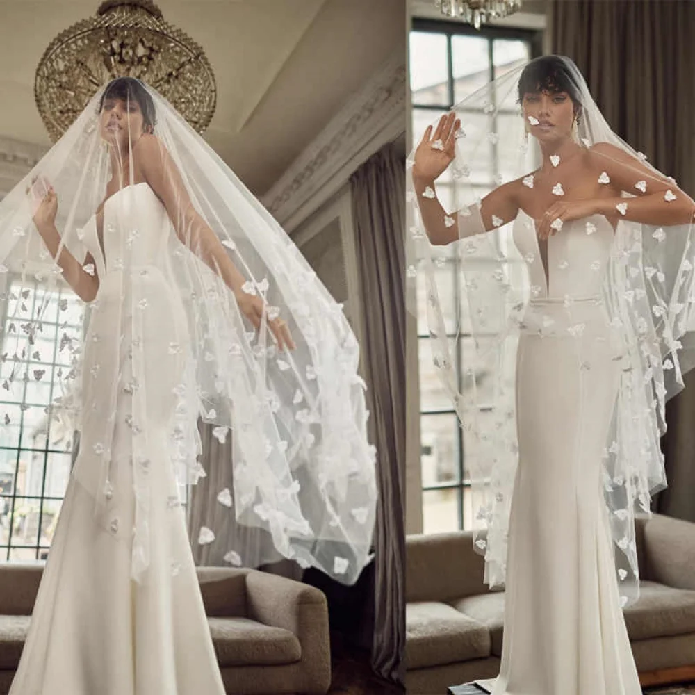 

White Ivory Bridal Veils Lace Appliques One Layer Length To Fingertips Veil With Comb Wedding Accessoires Customized
