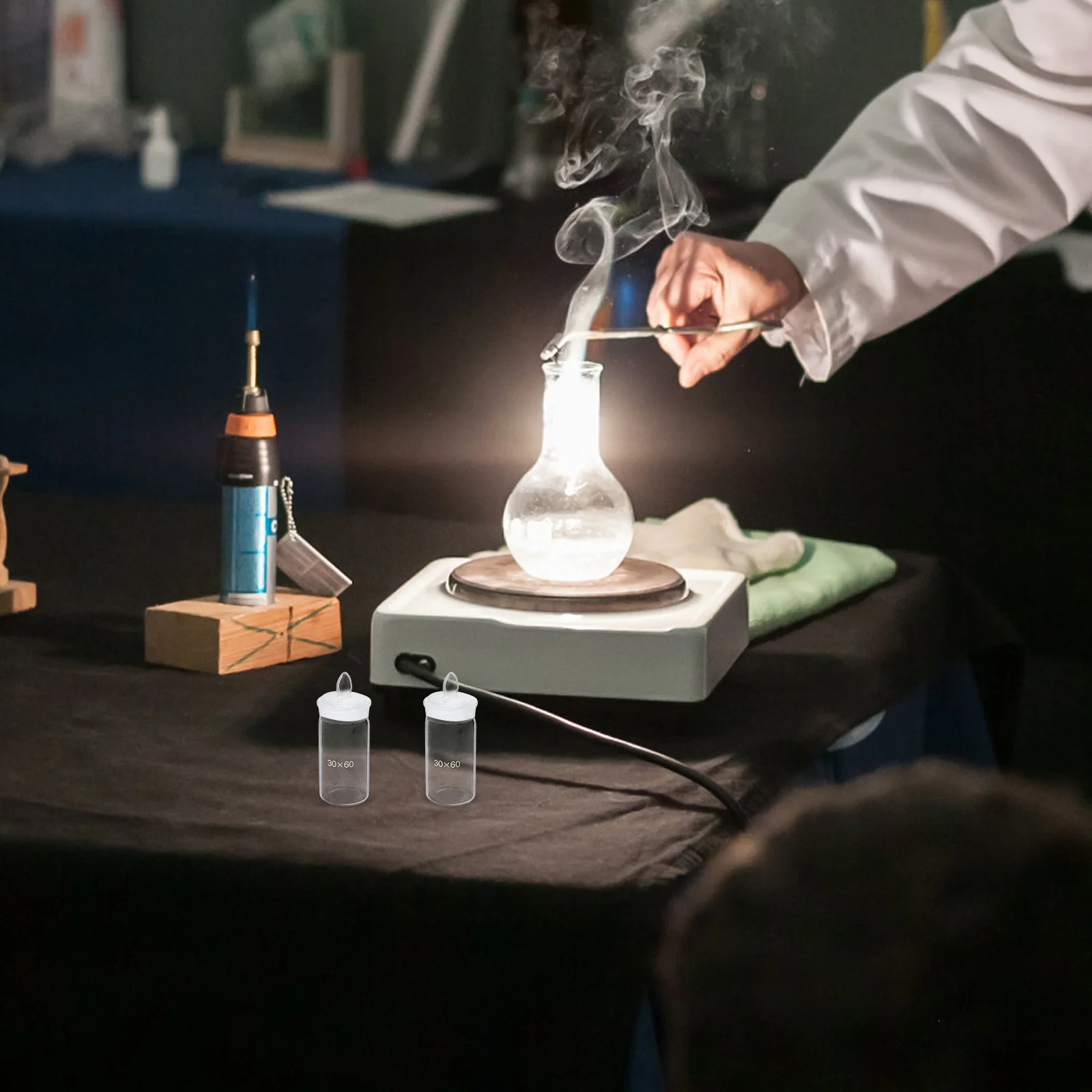 

2Pcs Laboratory Glass Weighing Bottles Small Sampling Jar for Chemistry Experiment Teaching Research Lab Tools