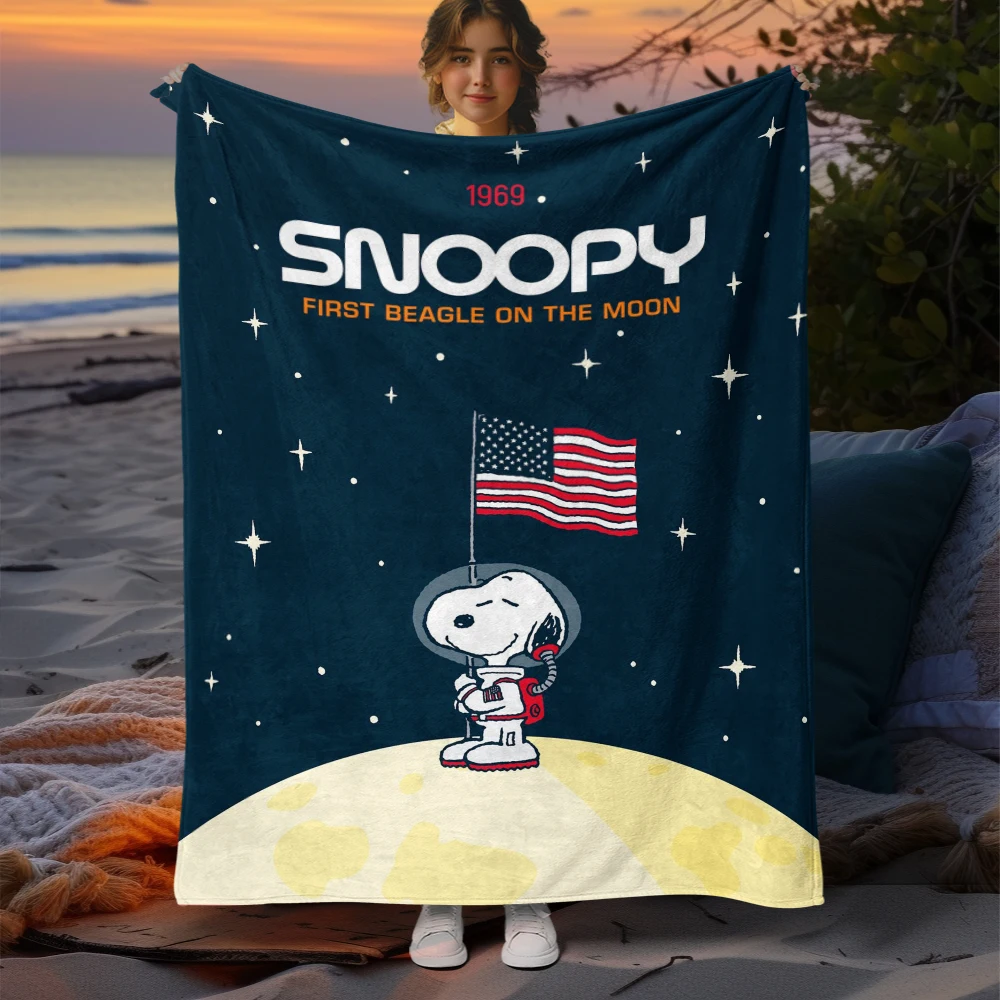 Snoopy  Blanket- Lightweight Flannel Throw for Sofa, Bed, Travel, Camping, Livingroom,  blankets for beds