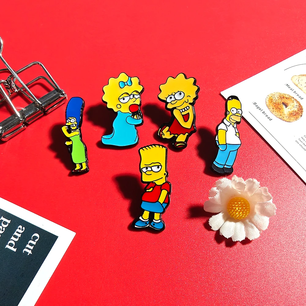 Engraçado dos desenhos animados os simpsons broches criativo homer bart emblemas de metal para mochila bonito anime lapela pinos acessórios presentes da família