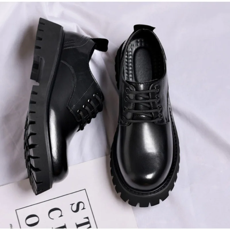 Sapatos de couro coreano dos homens de negócios designer outono inverno preto mocassins moda masculina retro grande cabeça sapatos plataforma homem