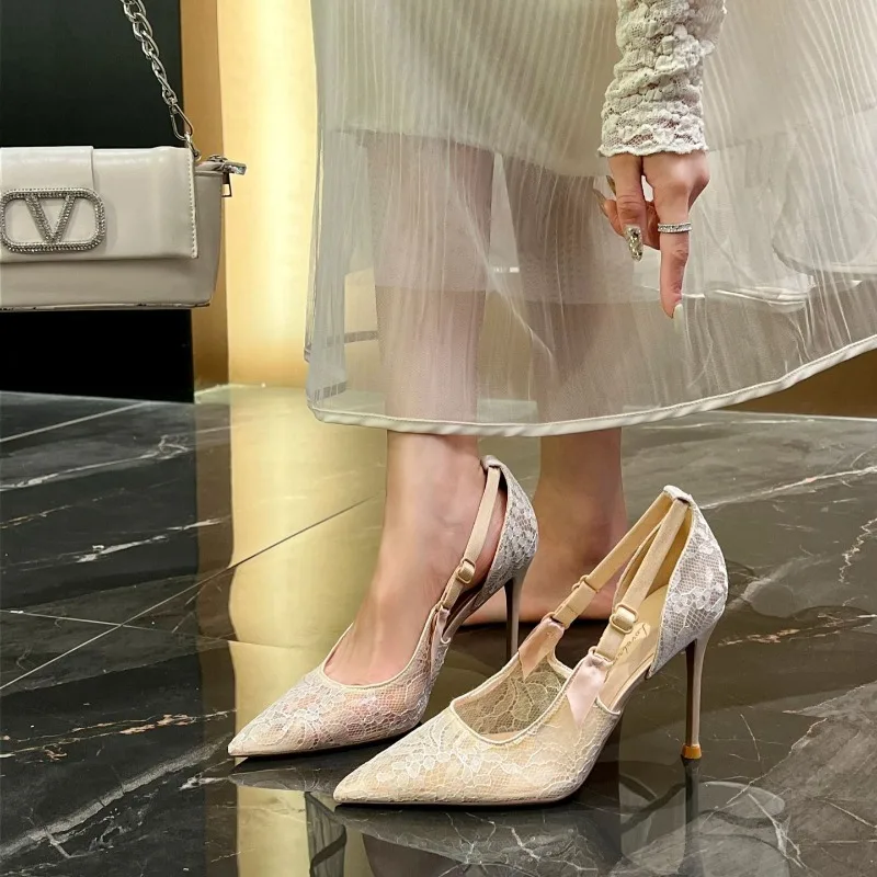 Fashion Women's Shoes Sexy Lace Pointed Tip High Heels for Woman French Style Romantic Casual Shoes Designer Shoes Zapatos Mujer