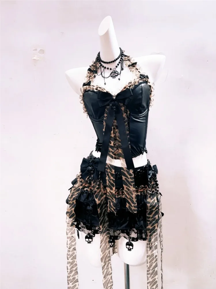 Halter-neck vest short skirt patterned street style dress
