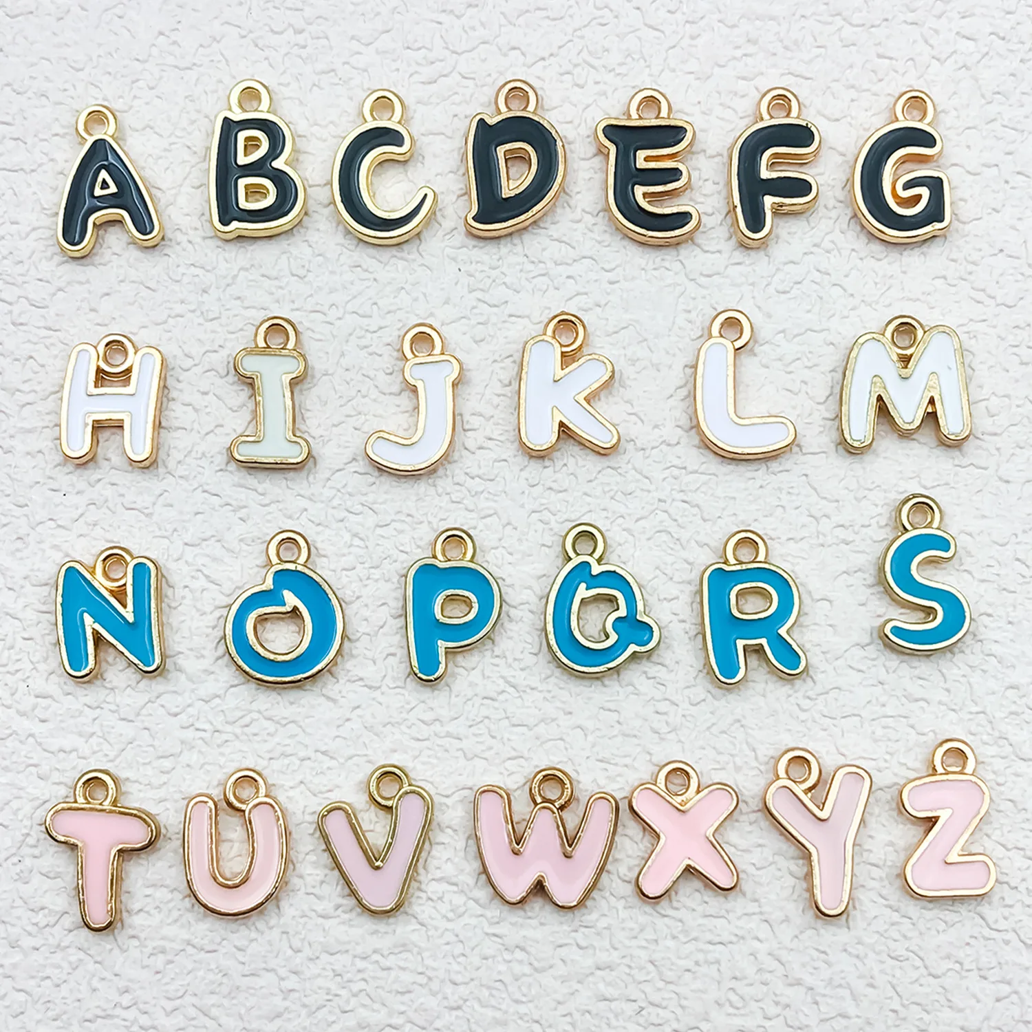 

Cartoon bet Pendant DIY Jewelry Accories Double-Sided Alloy 26 Engli Letters Hanhain Nelace Charms Faion Acce...