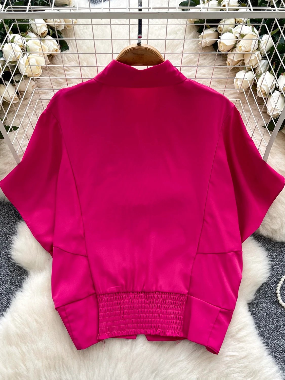 قميص نسائي صيفي أنيق بأكمام قصيرة، ثنيات مضغوطة بزر واحد، تصميم بوابة دونغدا، قميص غير رسمي على الطراز الكوري، مقاس فضفاض