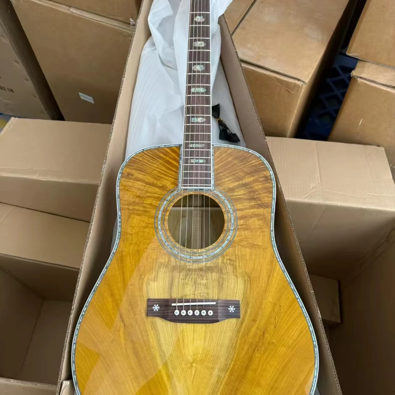 Special All Solid Wood Acoustic Guitar Golden Nanmu Body Mahogany Neck Rosewood Fretboard Dreadnought OM Shape High Quality D45G