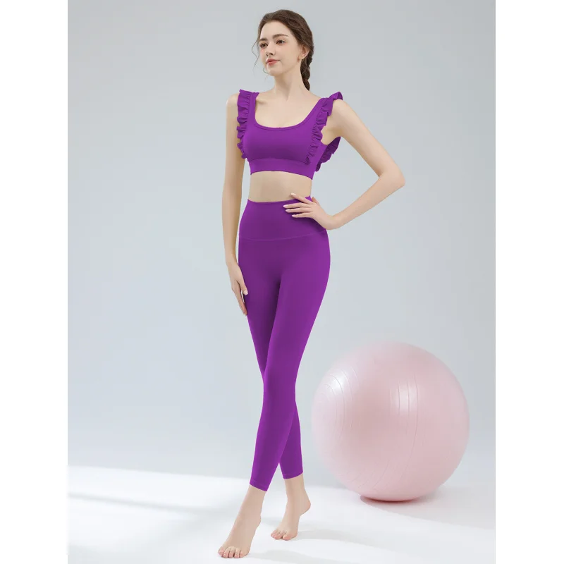 مجموعة اليوغا النسائية الجديدة لعام 2025، سراويل رياضية مثيرة مكشكشة من الخلف، سراويل لياقة بدنية عالية الخصر