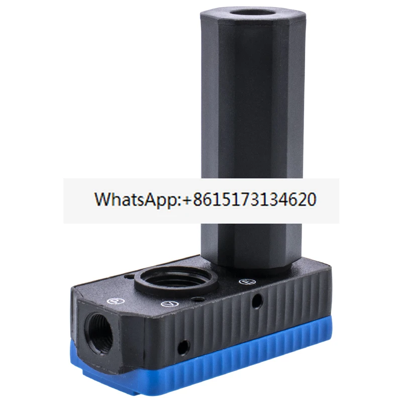 

Mechanical arm internal and external vacuum generator