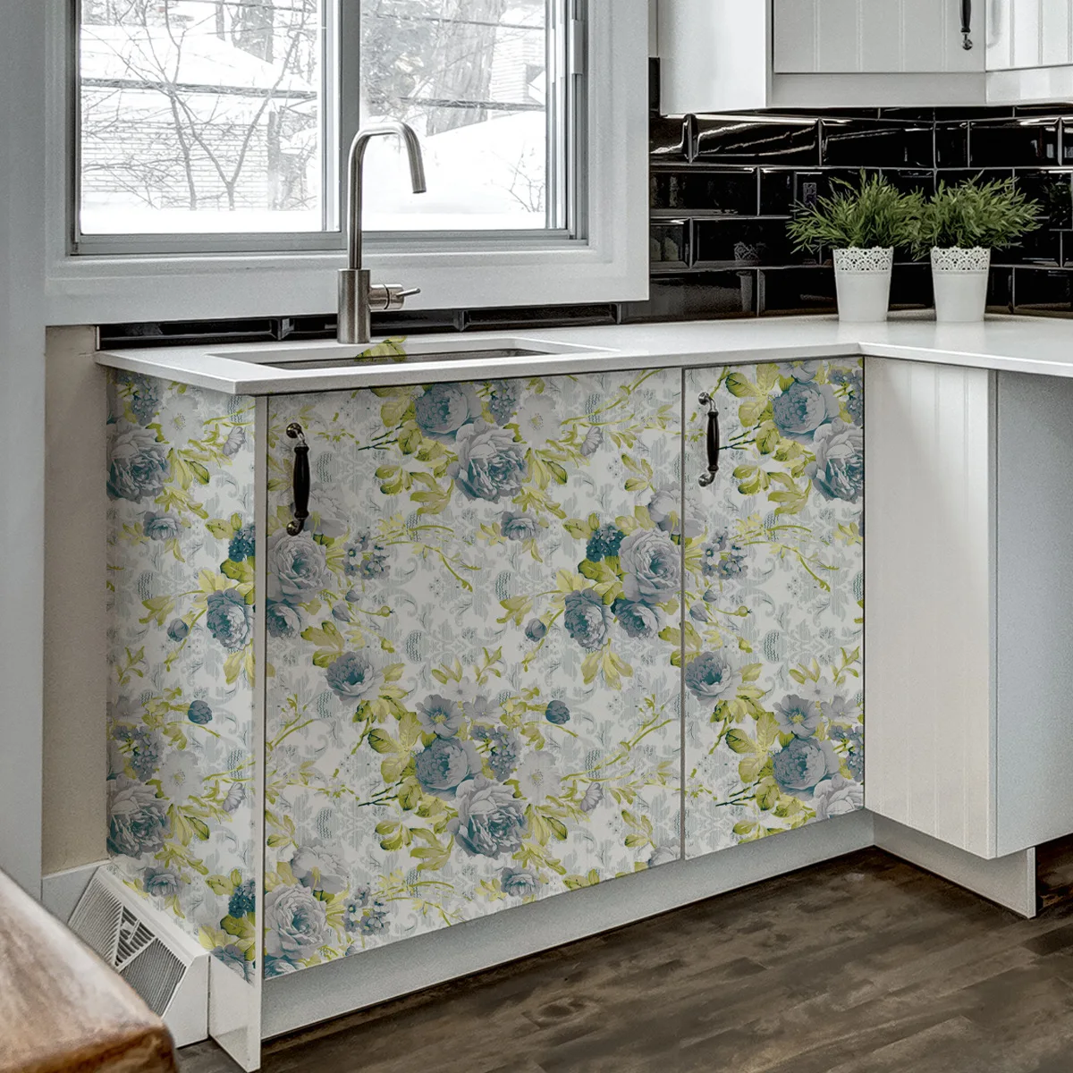 

Elegant Blue Floral Wallpaper - Botanical Leaf Pattern for Bedroom & Bathroom Decor