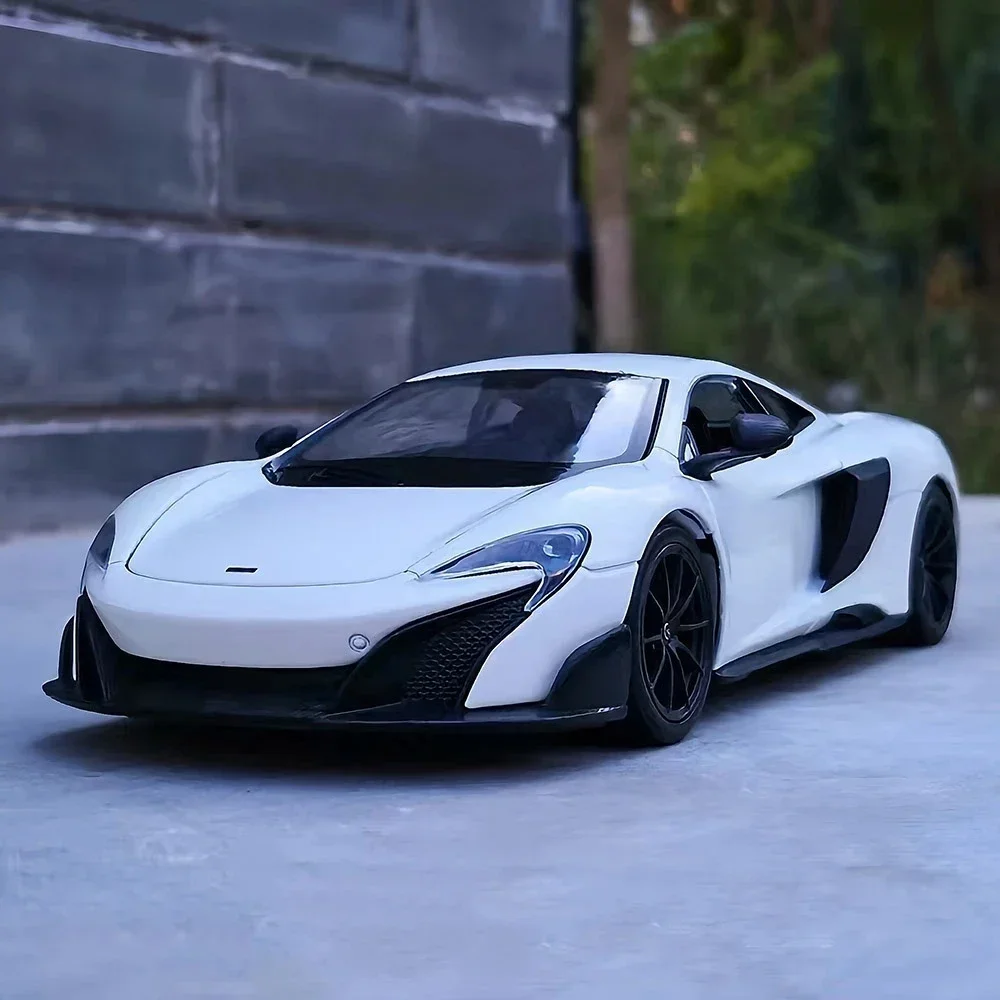 WELLY 1:24 McLaren 675LT Alloy Sports Car Model Diecast Metal Toy Vehicle Car Model High Simulation Collection Ornament Gift Boy