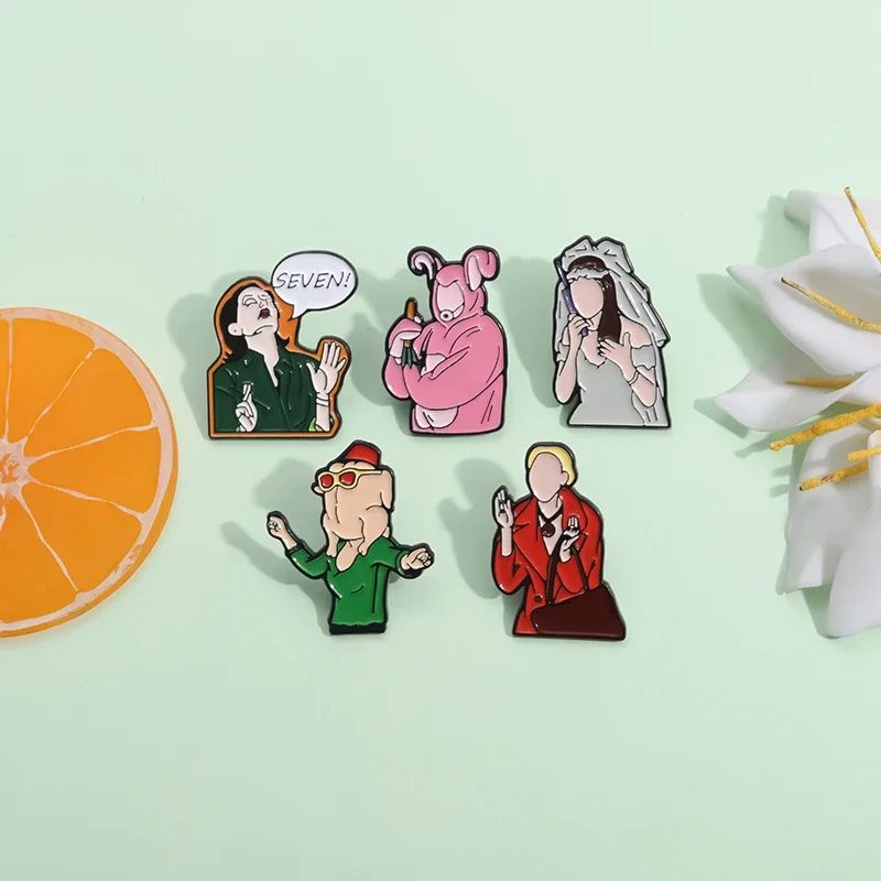 Fun Comedy Series Enamel Pins Badge Pins 80'S Classic TV Show Sitcom Brooches Lapel Backpack Badge Jewelry Gift For Fans Friends