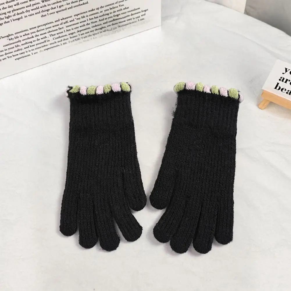 

1 Pair This glove is thick, suitable for autumn and winter, and has strong wind and cold resistance.