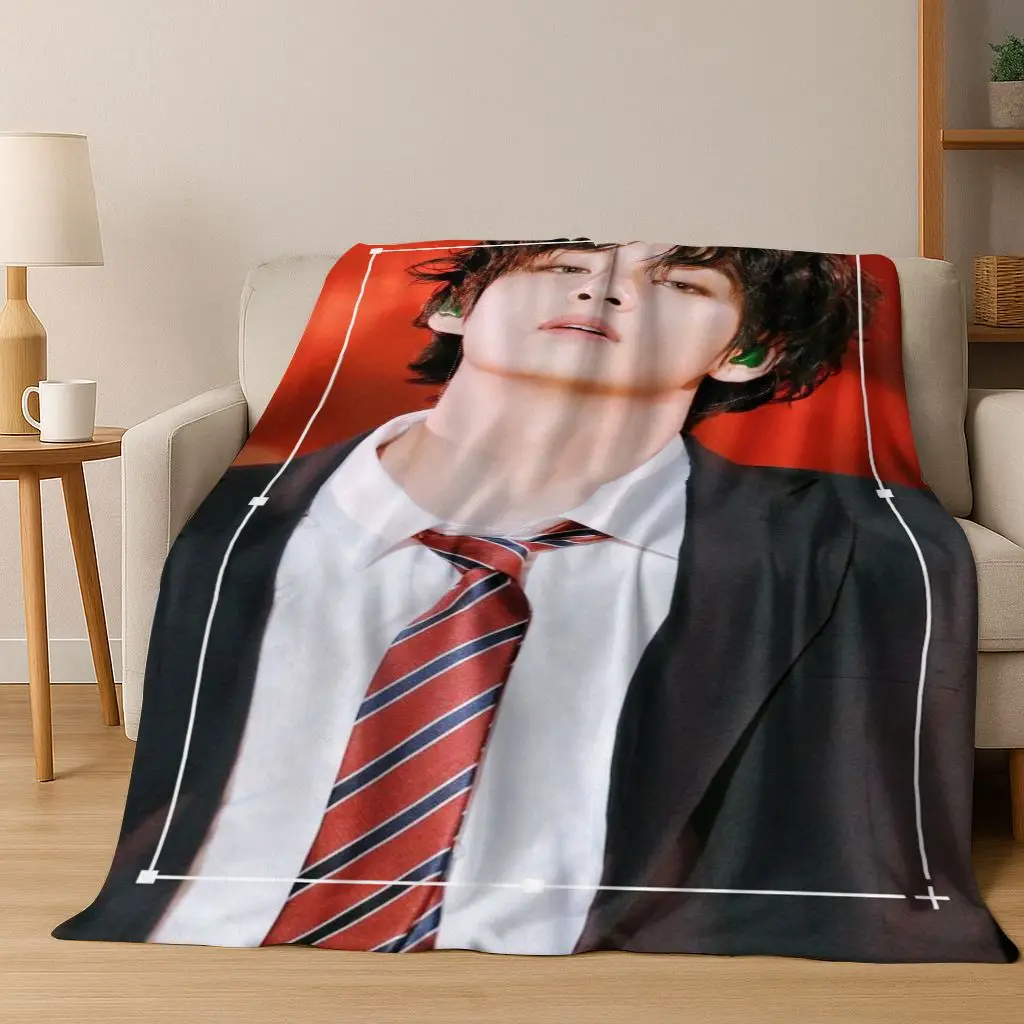 Kpop Kim Tae Hyung V Min Yoon Gi,SUGA, Agust D بطانية من الفلانيل بطانية دافئة ناعمة لغرفة النوم وغرفة المعيشة والسرير والسفر والنزهة هدية #6