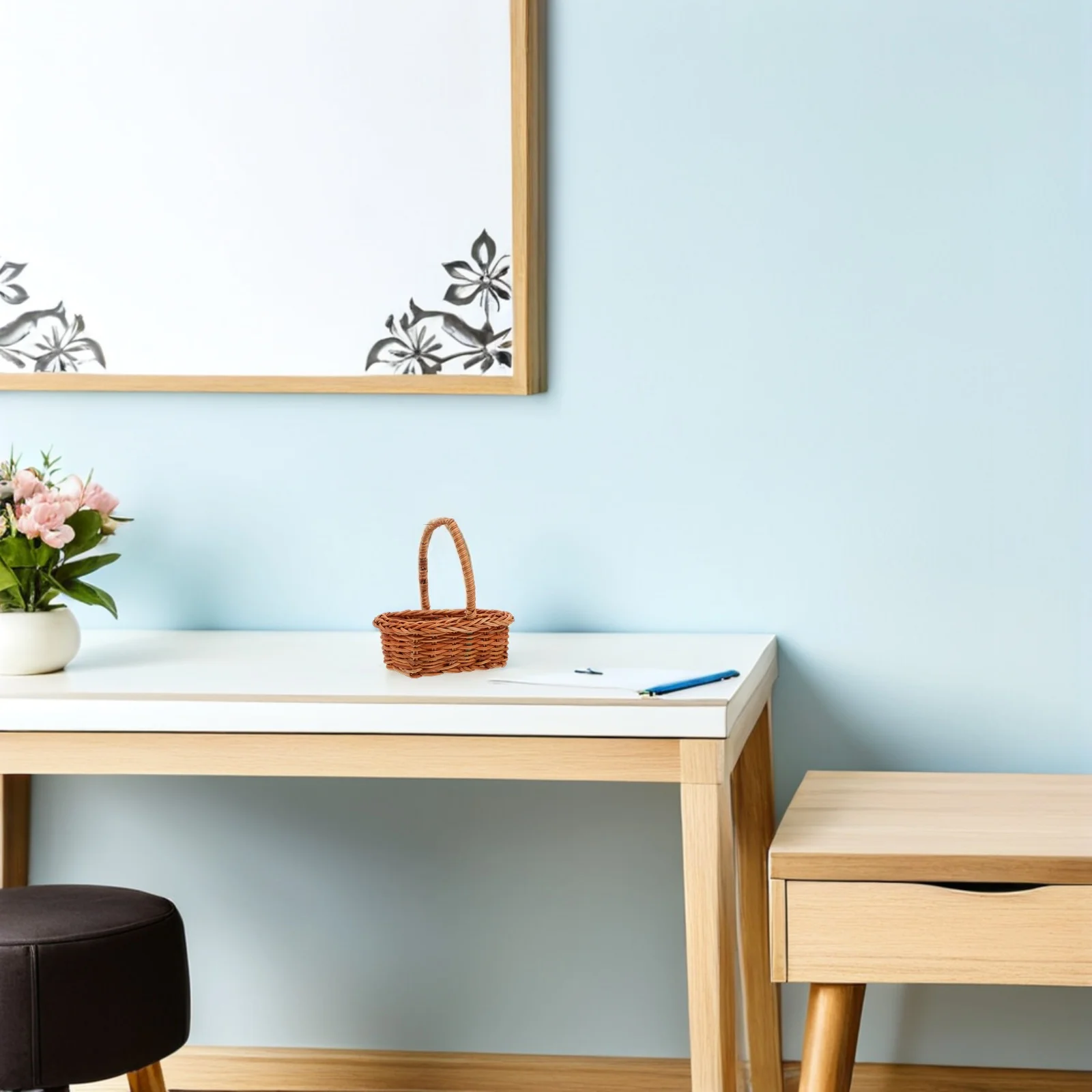 

4Pcs Mini Handheld Woven Flower Baskets - 4.13x3.54x2.36in Rustic Rattan Miniature Baskets for Dollhouse Picnic Scene Decorative