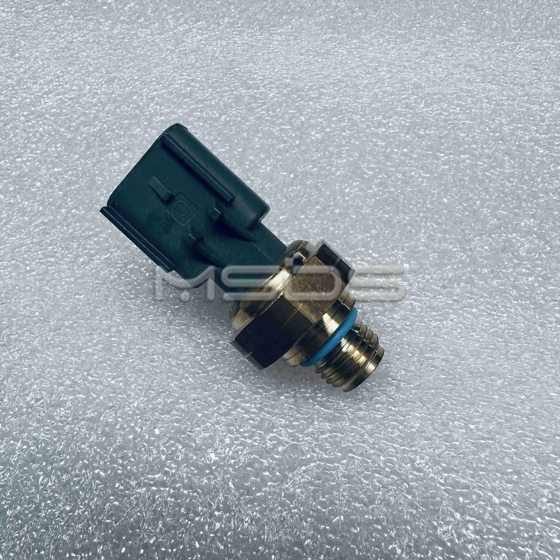 

For Foton Aoling, Omarco, Heavy Duty Trucks, Cummins ISF3.8 National IV, Pressure Sensor 4928594