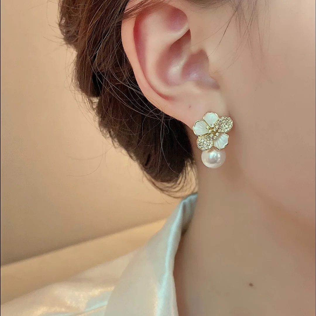 ZAKOL Luxury Micro Set Zircon White Enamel Camellia Pearl Pendant Earrings for Women Exquisite Party Ear Accessories