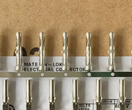 100pcs/lot 61117-1 Connector  100% New and Original new