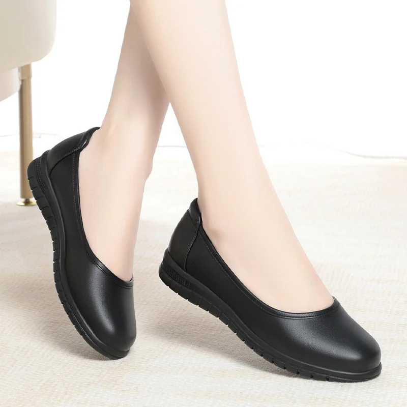 Spring Autumn Women Pumps Causal Soft Leather Shoes Fashion Office Solid Shoes Anti-slip Soft Bottom Comfort  Flat Shoes