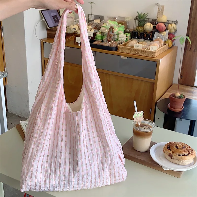 

Grid Canvas Tote Bag Oversized Yet Slim Shoulder Bag for Women Breathable Book Tote for Students Lightweight Campus Fresh Bag