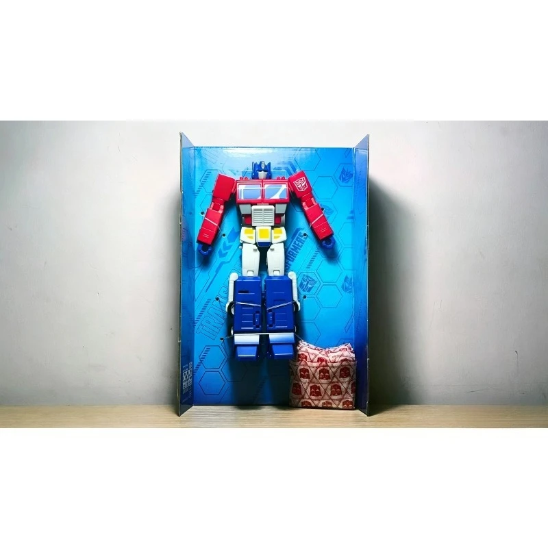 

В наличии: Коллекционная модель робота Оптимус Прайм Hasbro Transformers Classic Toy Gamer Edition, класс Делюкс, с подвижными суставами, для декора