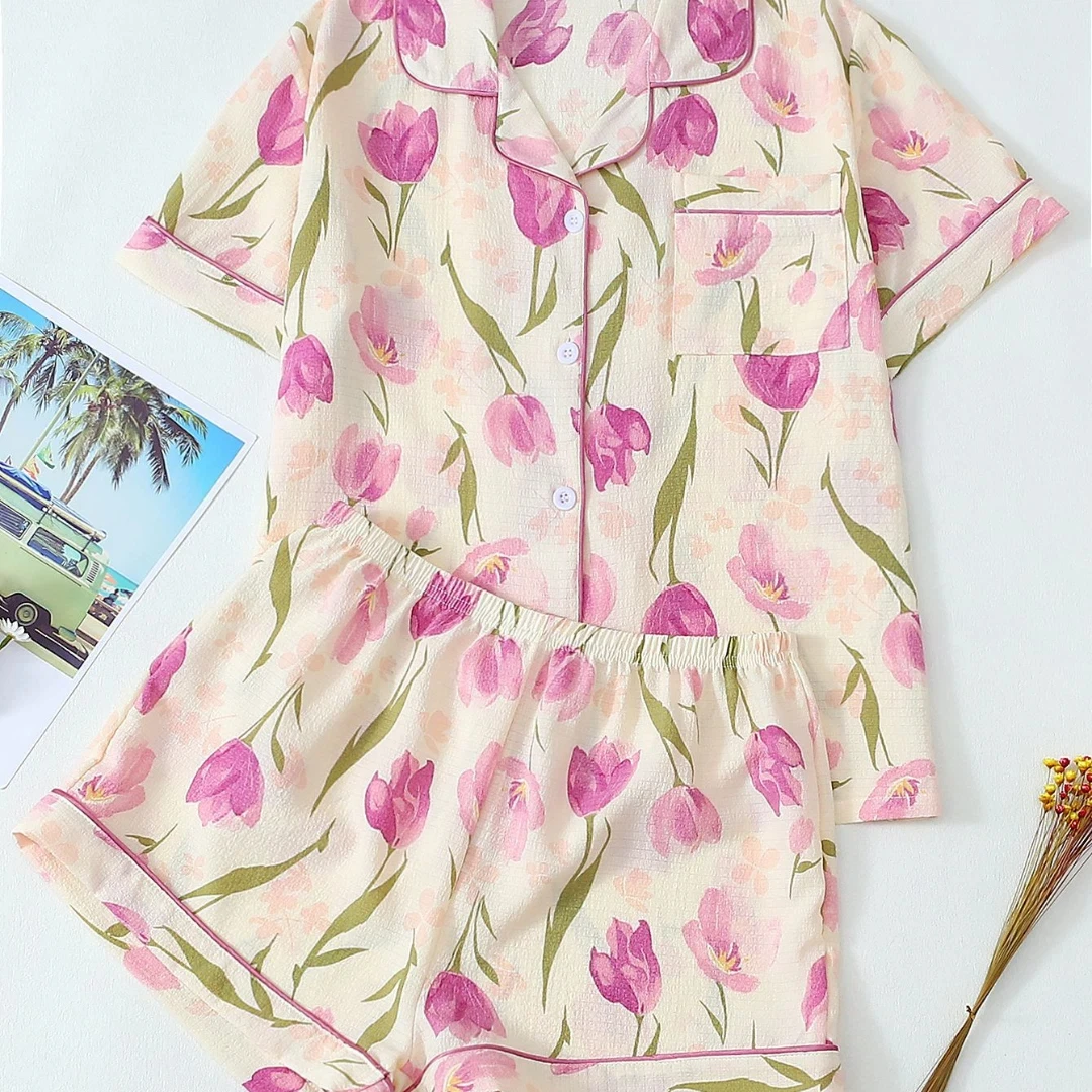 

Women Pajama Set Easter Themed with Tulip Print Lapel Shorts-sleeved and Shorts Pants Home Wear Gifts