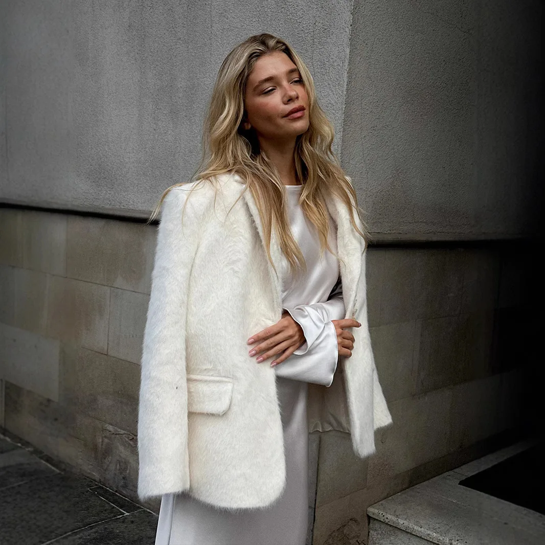 Luxury Loose Collar Fluffy Coat Winter Fall Long Sleeve Jacket Women Overcoat Spring Autumn Warm Outerwear
